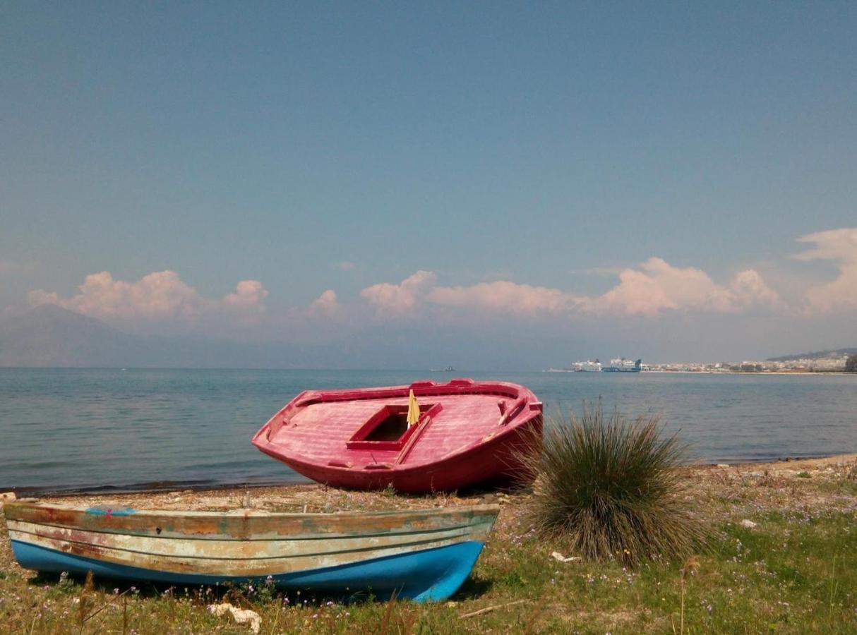 Golden * Patras